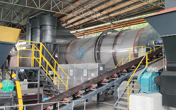 藥渣烘干機(jī)運(yùn)行現(xiàn)場(chǎng)